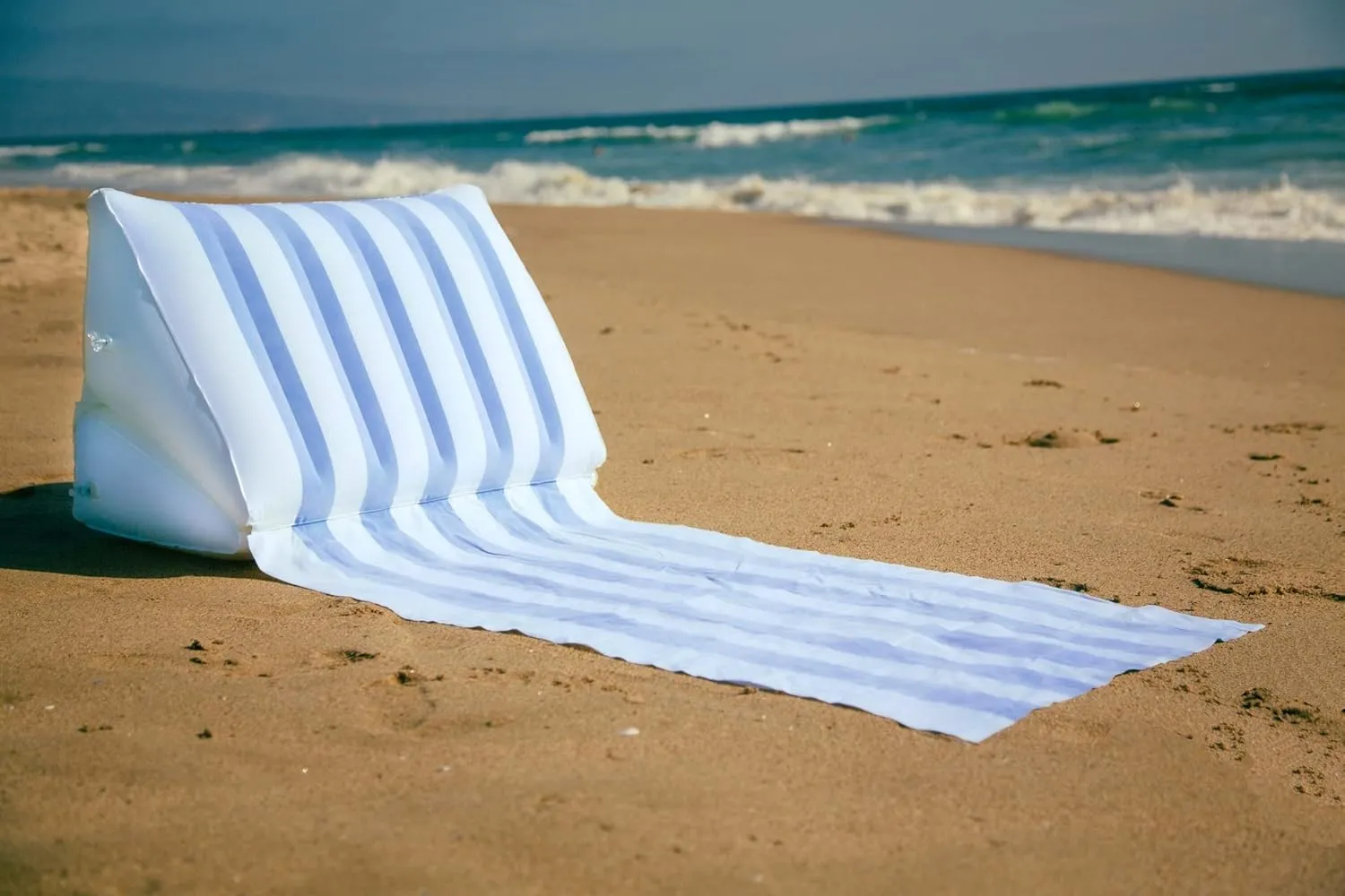 BeachBack Inflatable Lounger - Portable Air Couch for Beach and Camping with Adjustable Back Support - Travel Friendly Beach Lounger Easy to Carry & Set