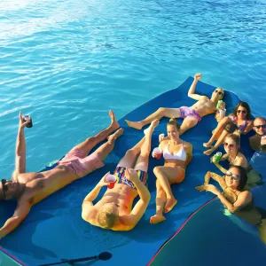 Floating Water Mat, 9/12/18Ft Lily Pad Floating Mat, Tear-Resistant Family Water Lake Mat, 3-Layer Portable XPE Foam Mat for Adults and Pets, Used in Beach, Ocean, Pool
