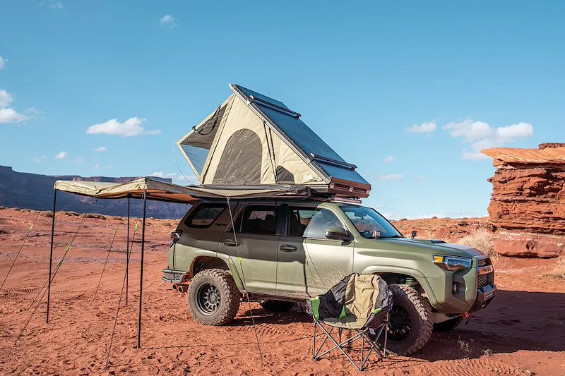 Ironman 4X4 SWIFT 1400 HARD SHELL ROOFTOP TENT