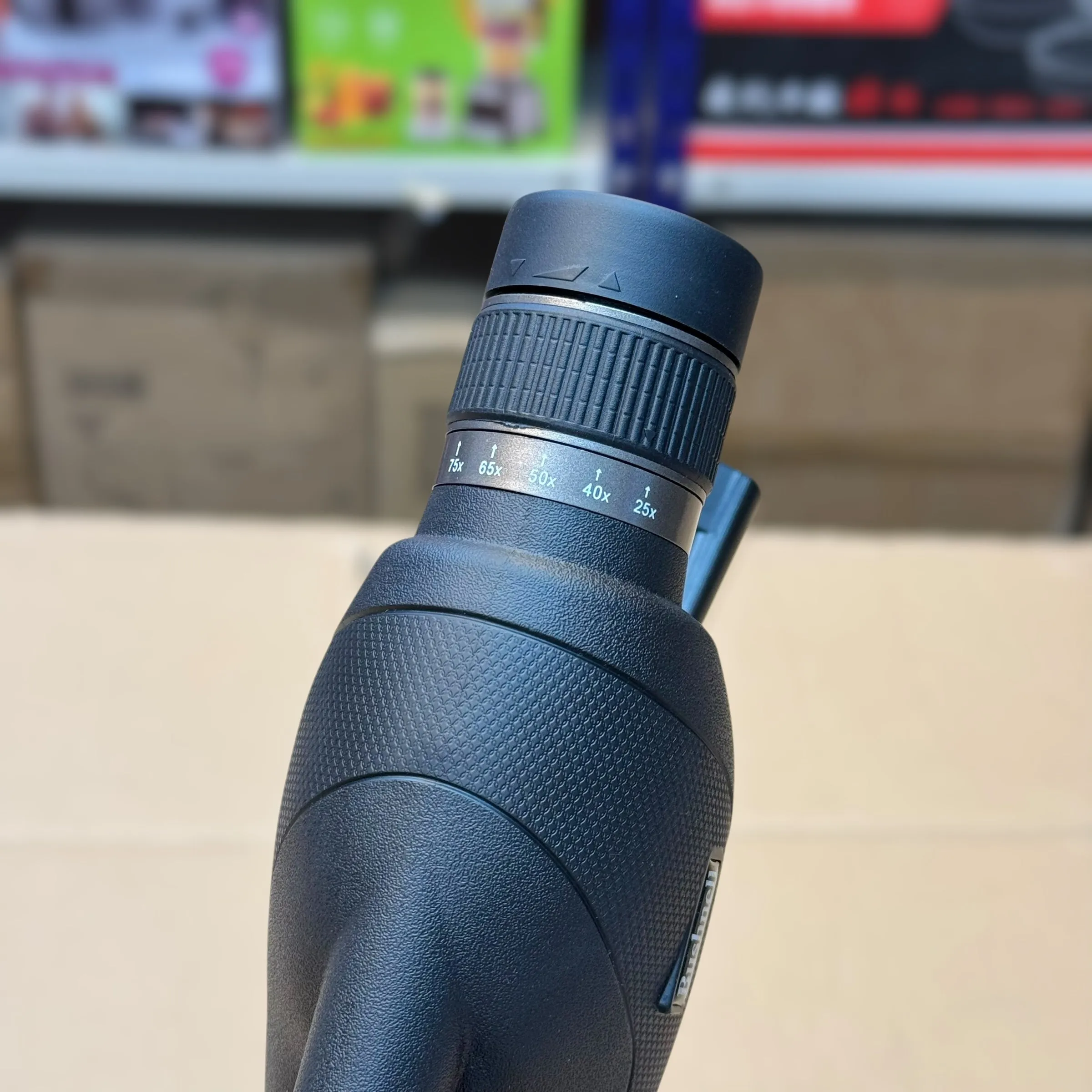 Lot Imported Bushnell 75x60 Spotting Scope