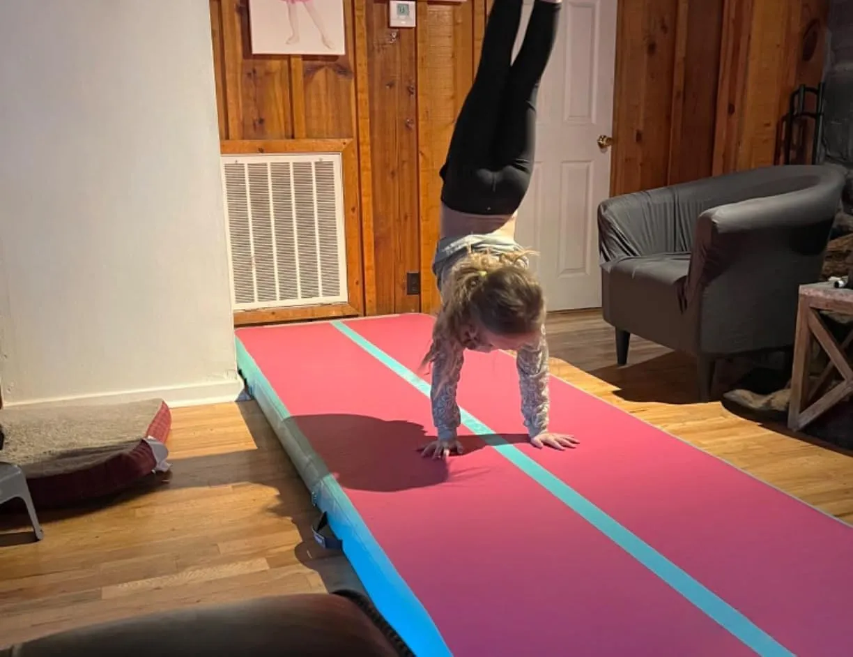 VOFiTNY All Purpose Gymnastics Mat 6.6/10/13/16/20 ft Sturdy Inflatable Tumble Track for Home/Gym