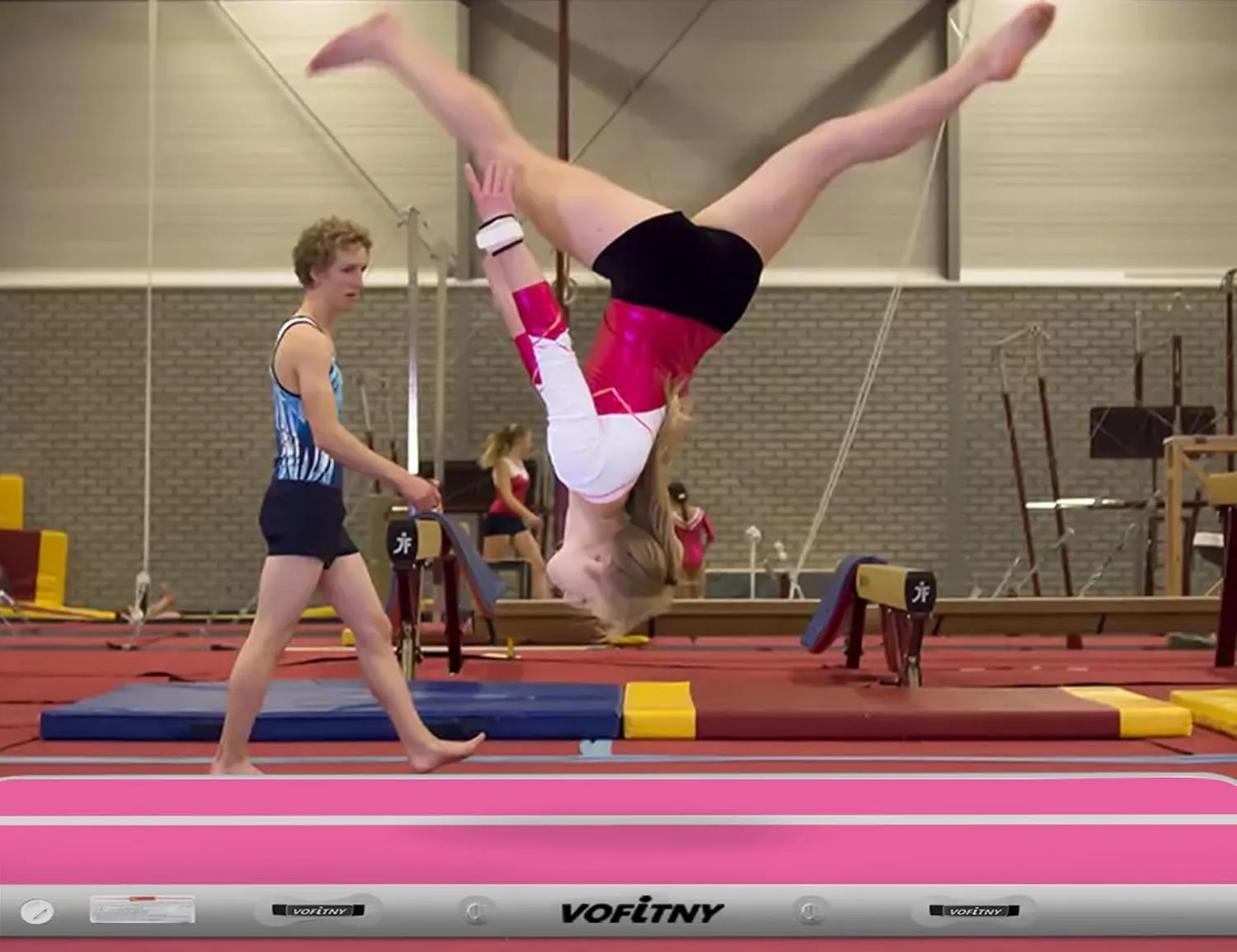 VOFiTNY All Purpose Gymnastics Mat 6.6/10/13/16/20 ft Sturdy Inflatable Tumble Track for Home/Gym