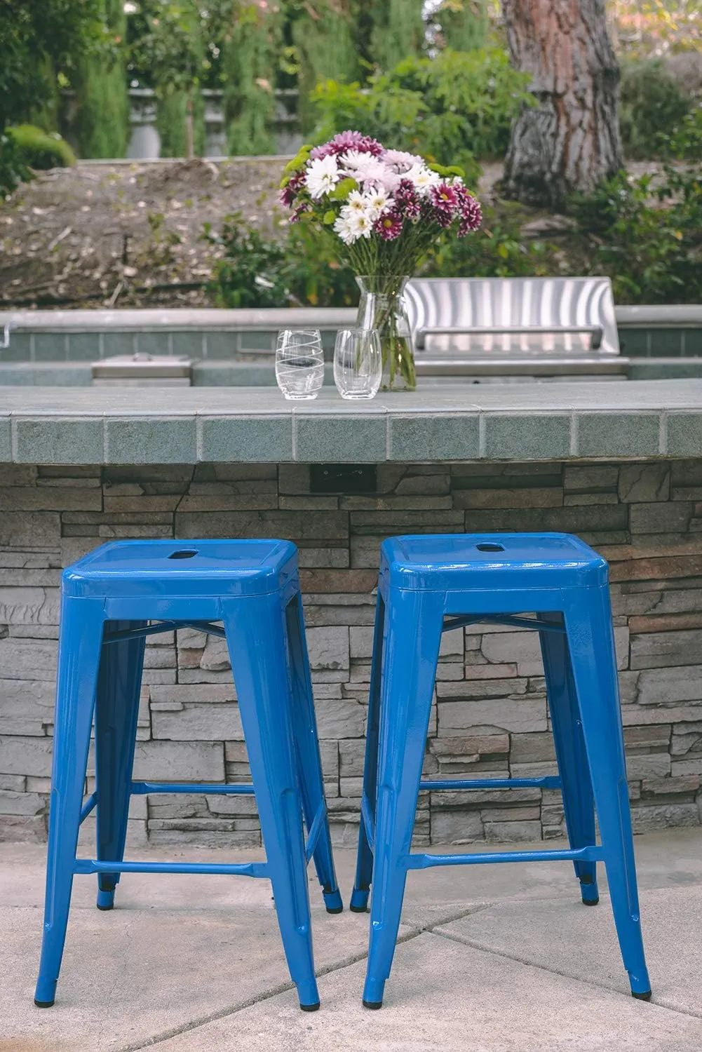 Vogue Furniture Direct 24 Inch Metal Bar Stools, Backless Counter Height Barstools, Indoor Outdoor Stackable Stools with Square Seat, Set of 2 (Blue)
